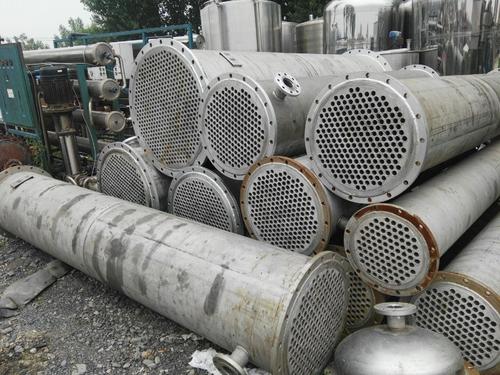 列管換熱器的熱水供應(yīng)系統(tǒng): 列管換熱器的熱水供應(yīng)系統(tǒng):